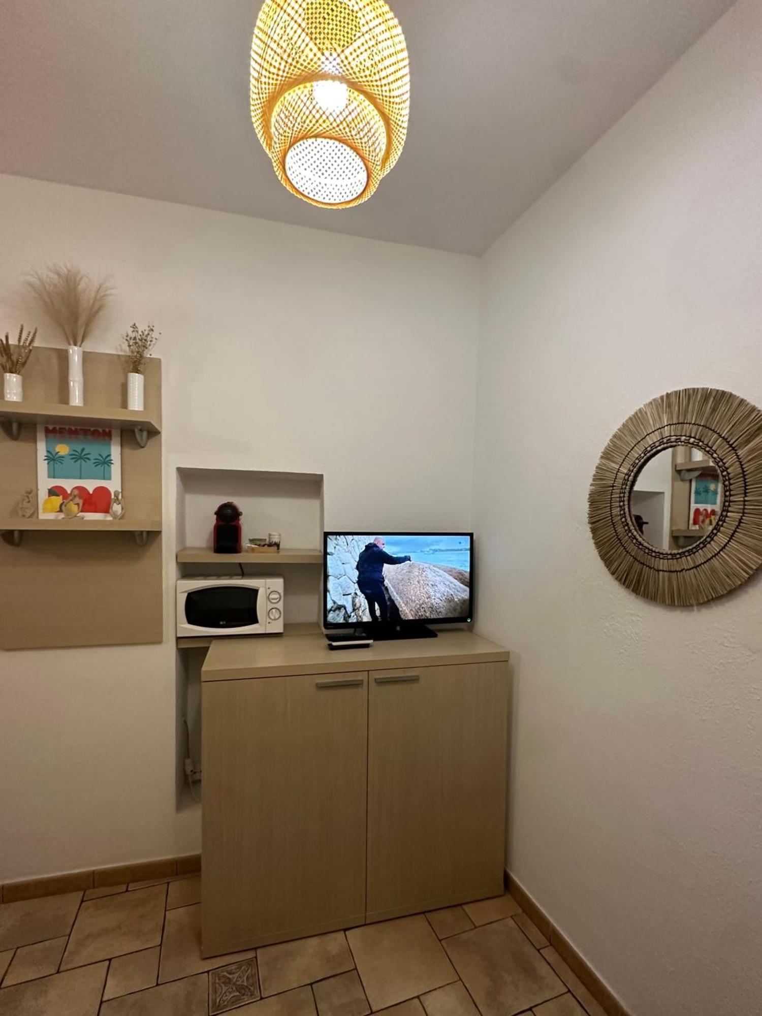 מנטון Capodanna, A Deux Pas Des Plages Au Coeur De La Vieille Ville מראה חיצוני תמונה